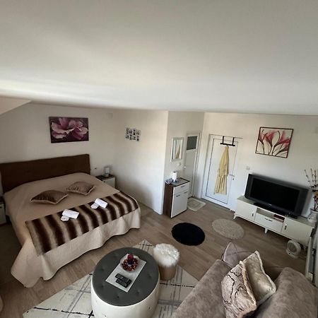 Prenociste Delija 020 Appartement Sjenica Buitenkant foto