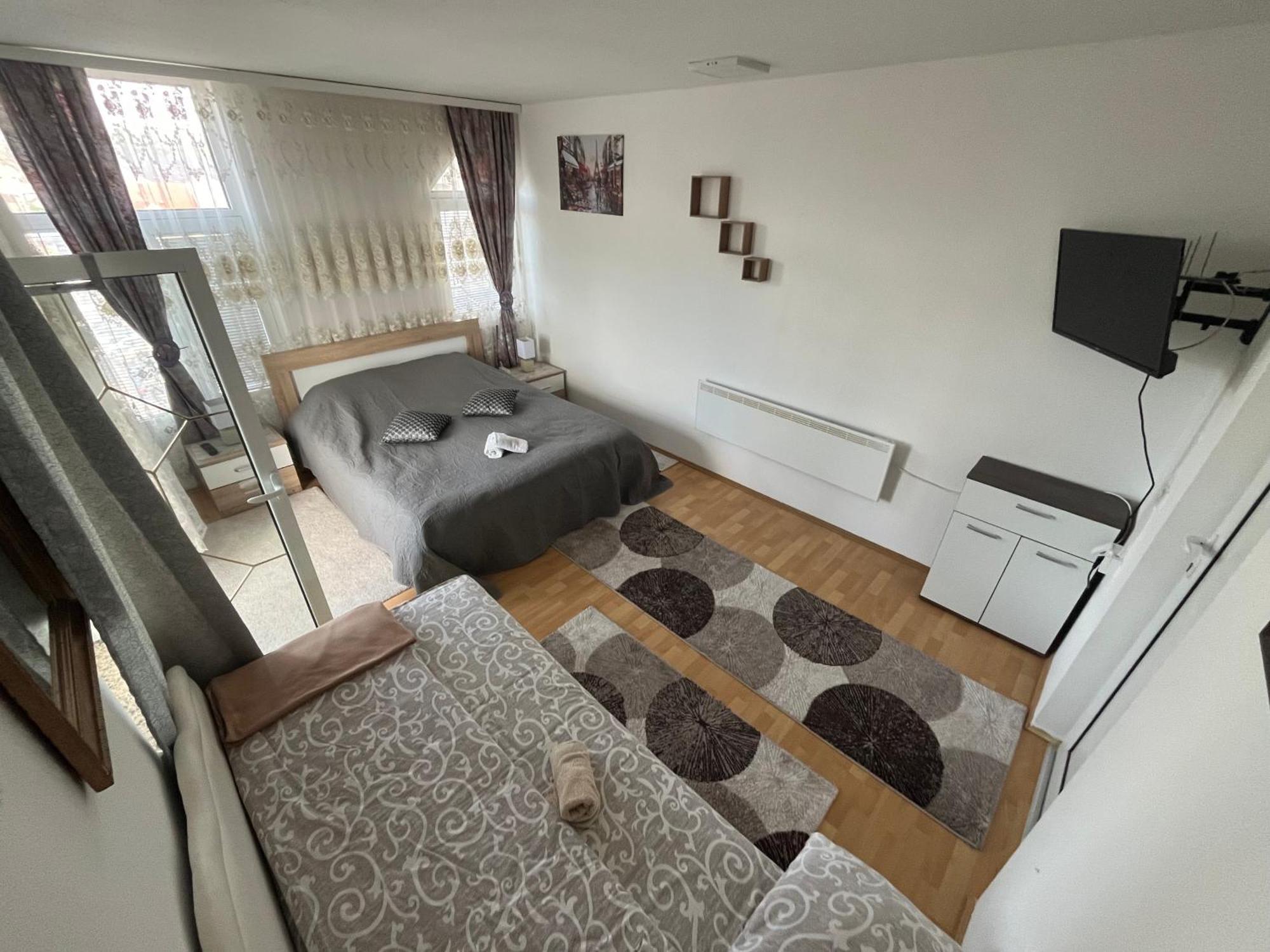 Prenociste Delija 020 Appartement Sjenica Buitenkant foto