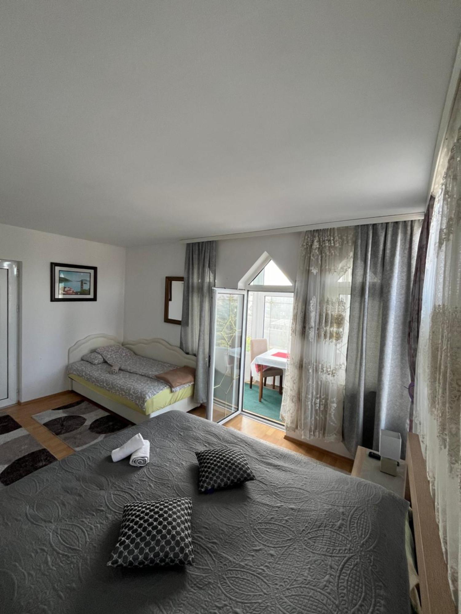 Prenociste Delija 020 Appartement Sjenica Buitenkant foto