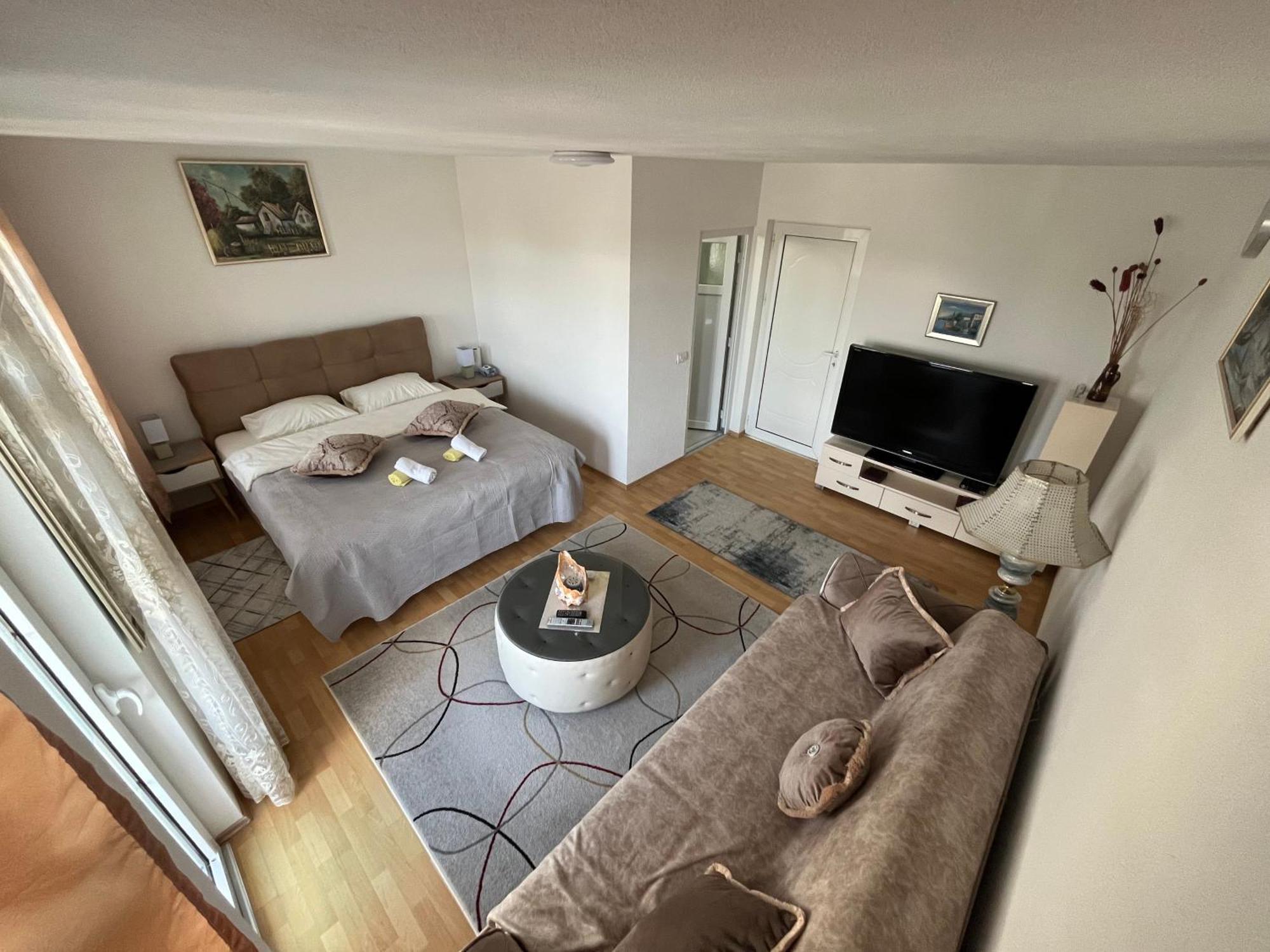 Prenociste Delija 020 Appartement Sjenica Buitenkant foto
